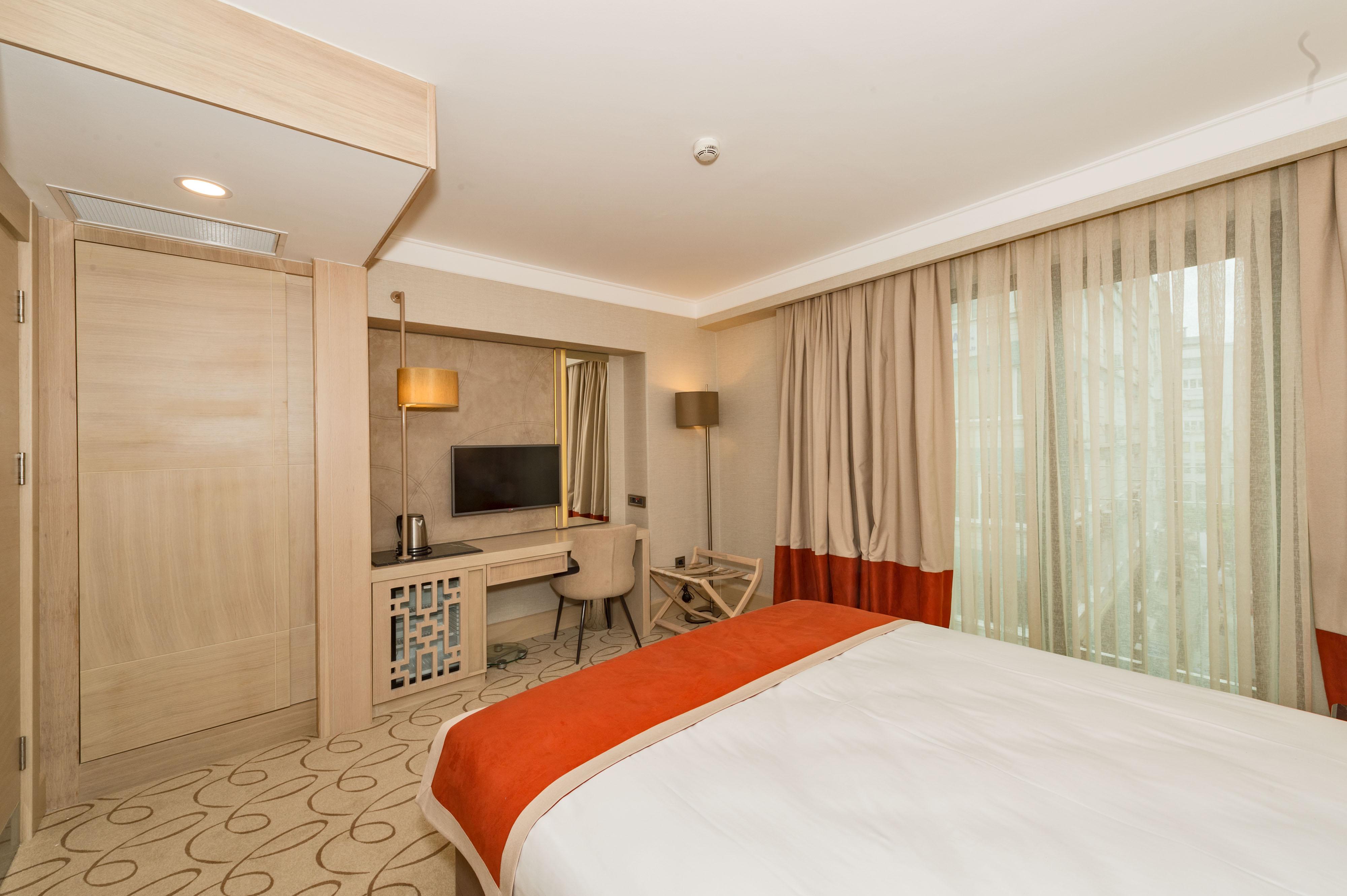Mare Park & Otel 4*