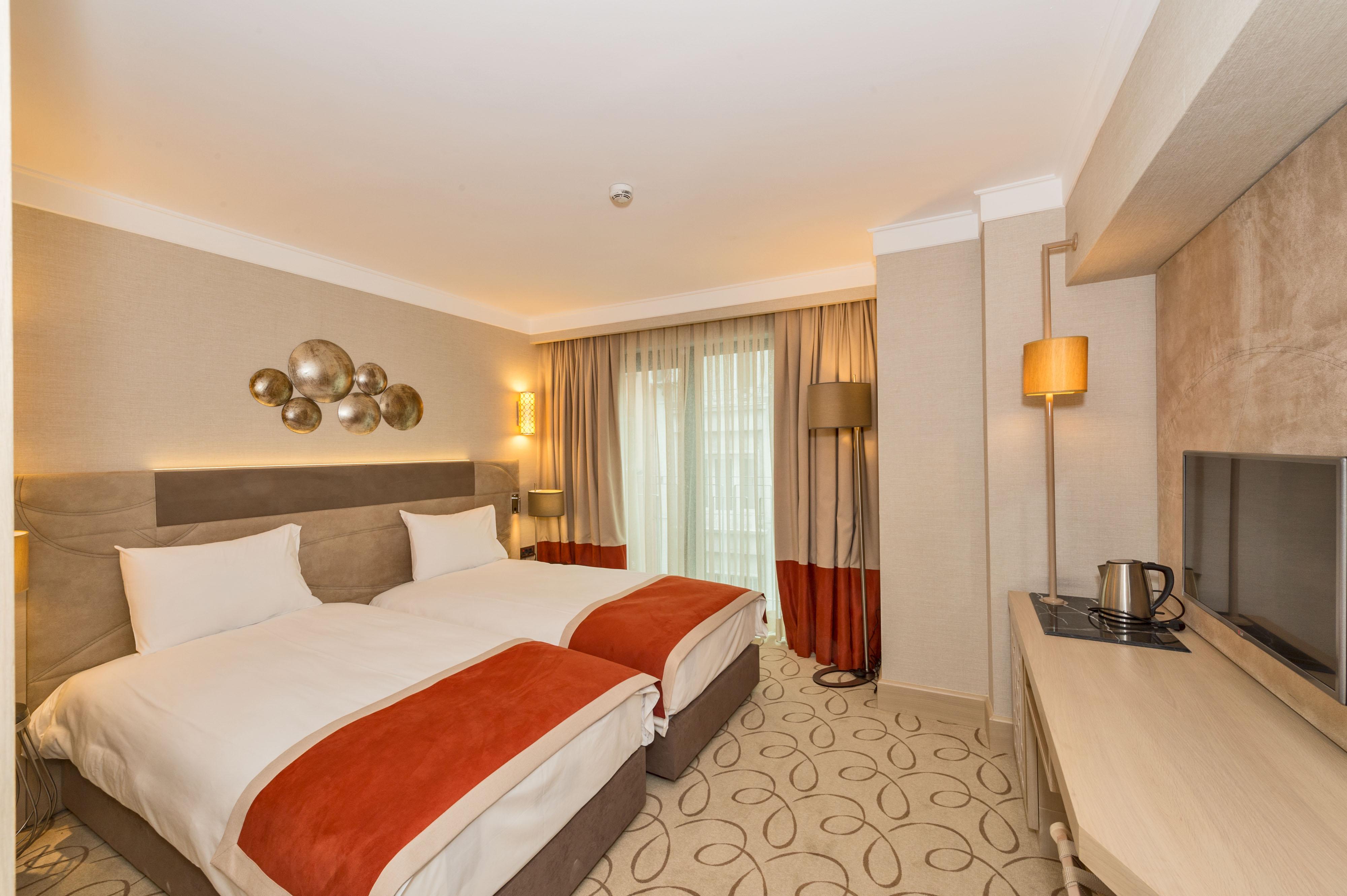 Mare Park & Otel 4*